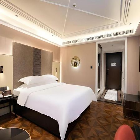 Metropolo Hotel Wuchuang Jiangtan Jiyuqiao Metro Station Ухань Екстер'єр фото