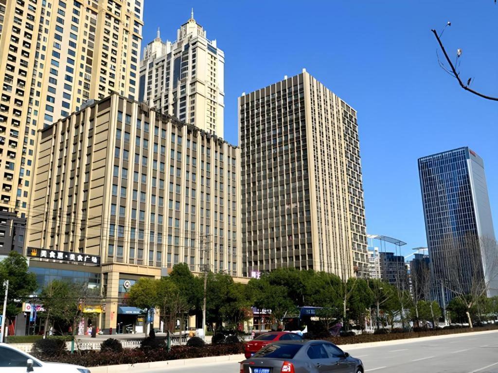 Metropolo Hotel Wuchuang Jiangtan Jiyuqiao Metro Station Ухань Екстер'єр фото