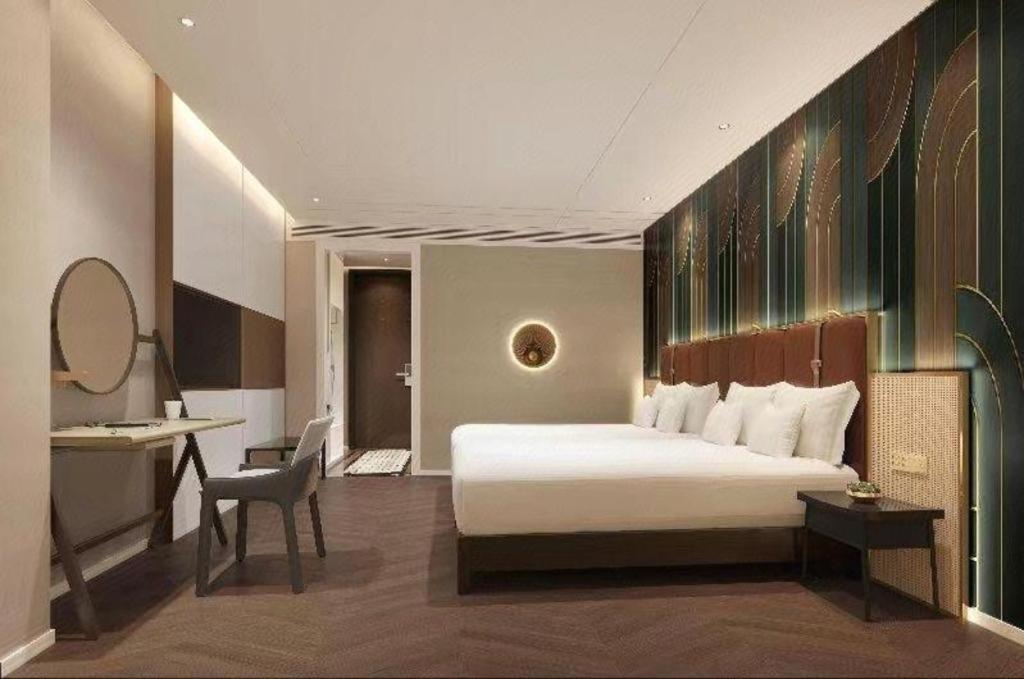Metropolo Hotel Wuchuang Jiangtan Jiyuqiao Metro Station Ухань Екстер'єр фото