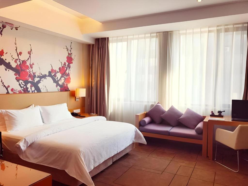 Metropolo Hotel Wuchuang Jiangtan Jiyuqiao Metro Station Ухань Екстер'єр фото