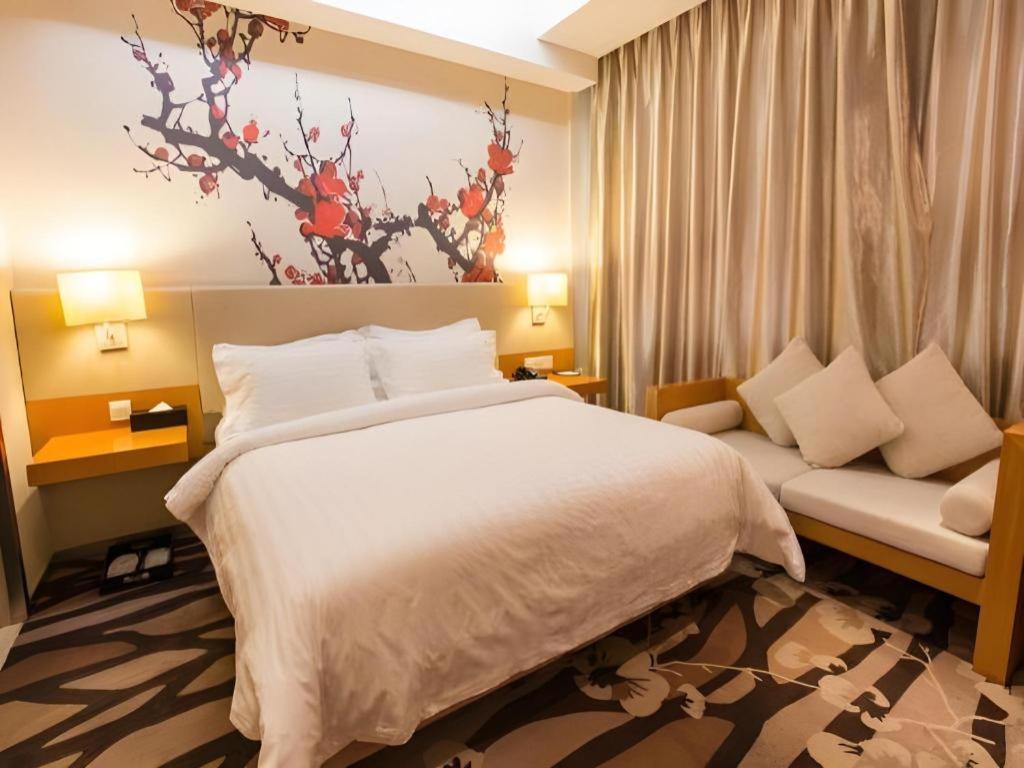 Metropolo Hotel Wuchuang Jiangtan Jiyuqiao Metro Station Ухань Екстер'єр фото