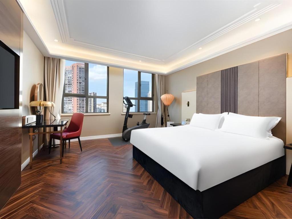 Metropolo Hotel Wuchuang Jiangtan Jiyuqiao Metro Station Ухань Екстер'єр фото