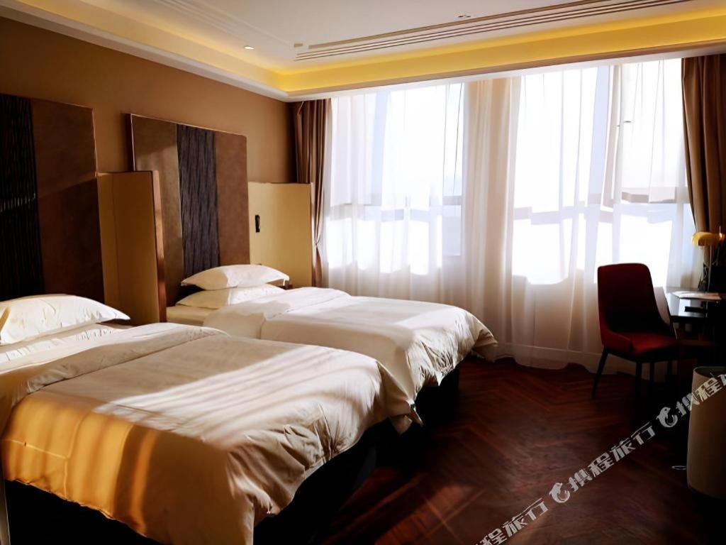 Metropolo Hotel Wuchuang Jiangtan Jiyuqiao Metro Station Ухань Екстер'єр фото