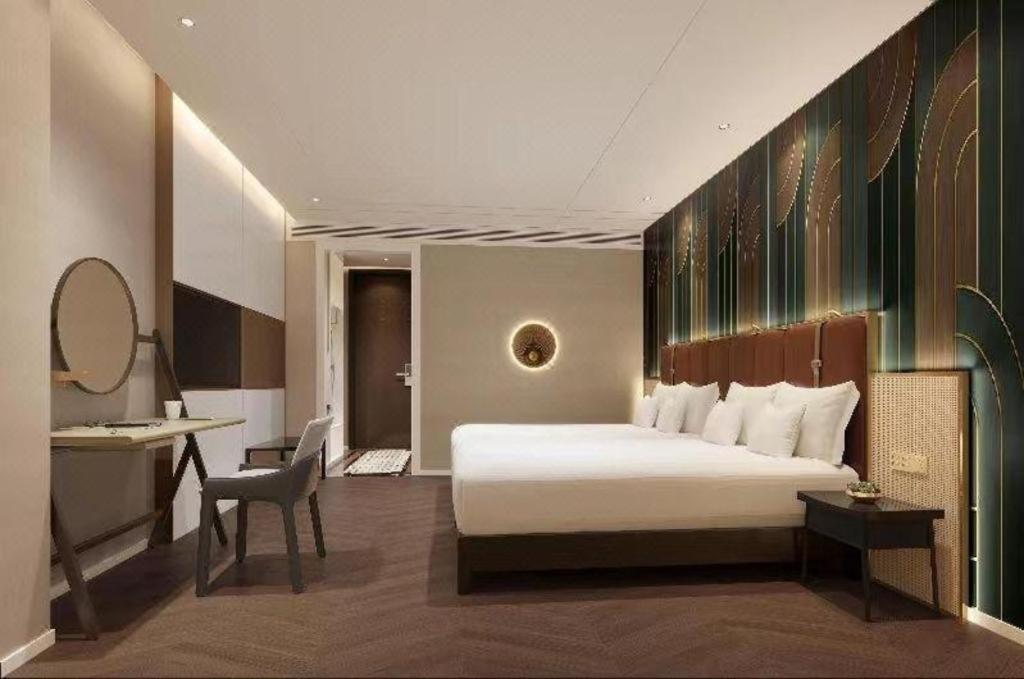 Metropolo Hotel Wuchuang Jiangtan Jiyuqiao Metro Station Ухань Екстер'єр фото