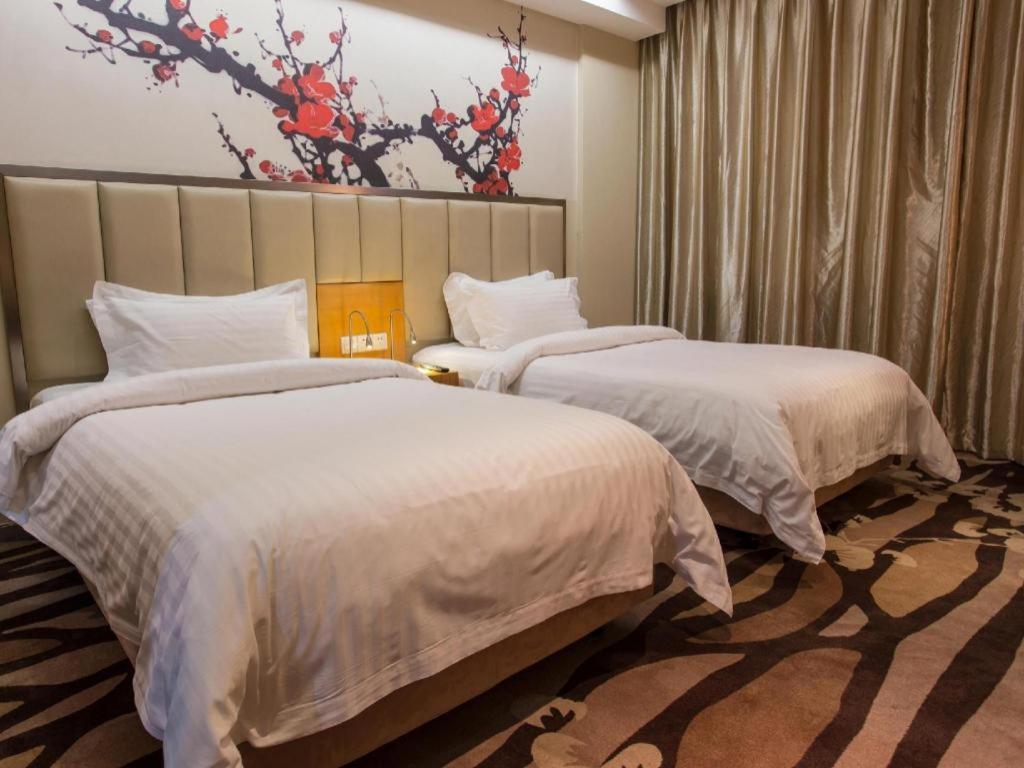 Metropolo Hotel Wuchuang Jiangtan Jiyuqiao Metro Station Ухань Екстер'єр фото